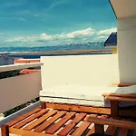 Lejlighed Sakoman Vir