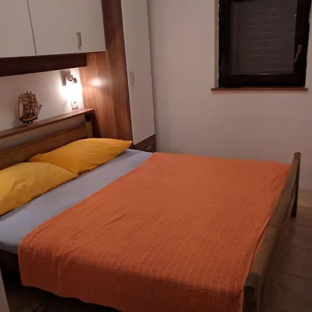 Sakoman Apartment