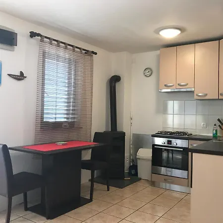 Apartman Sakoman Vir