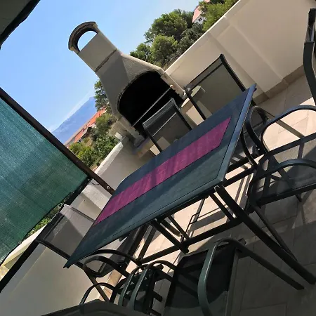 Sakoman Apartment Vir